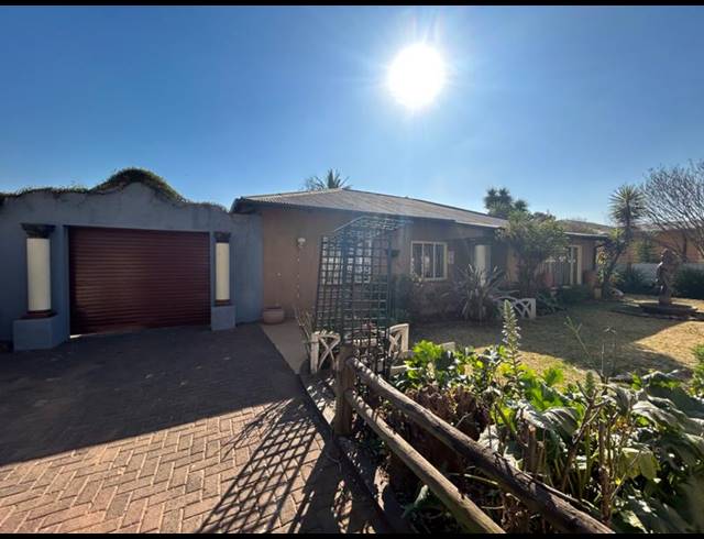 3 BEDROOM HOUSE FOR SALE IN VANDERBIJLPARK CW 2